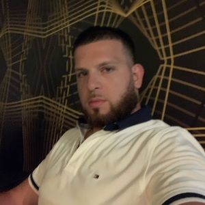 Meet your Posher, Eli